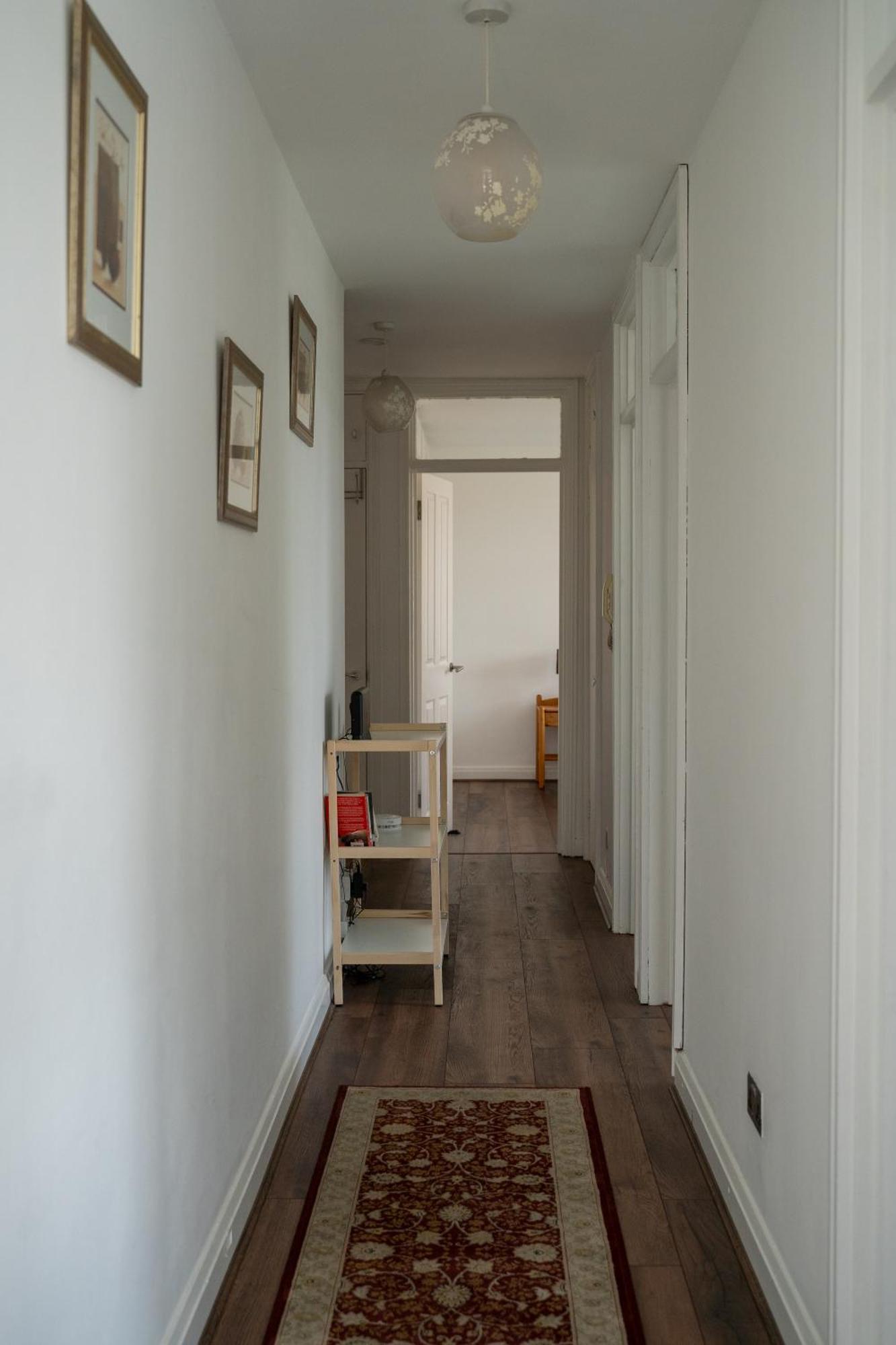 Two Bedroom Flat, North Oxford