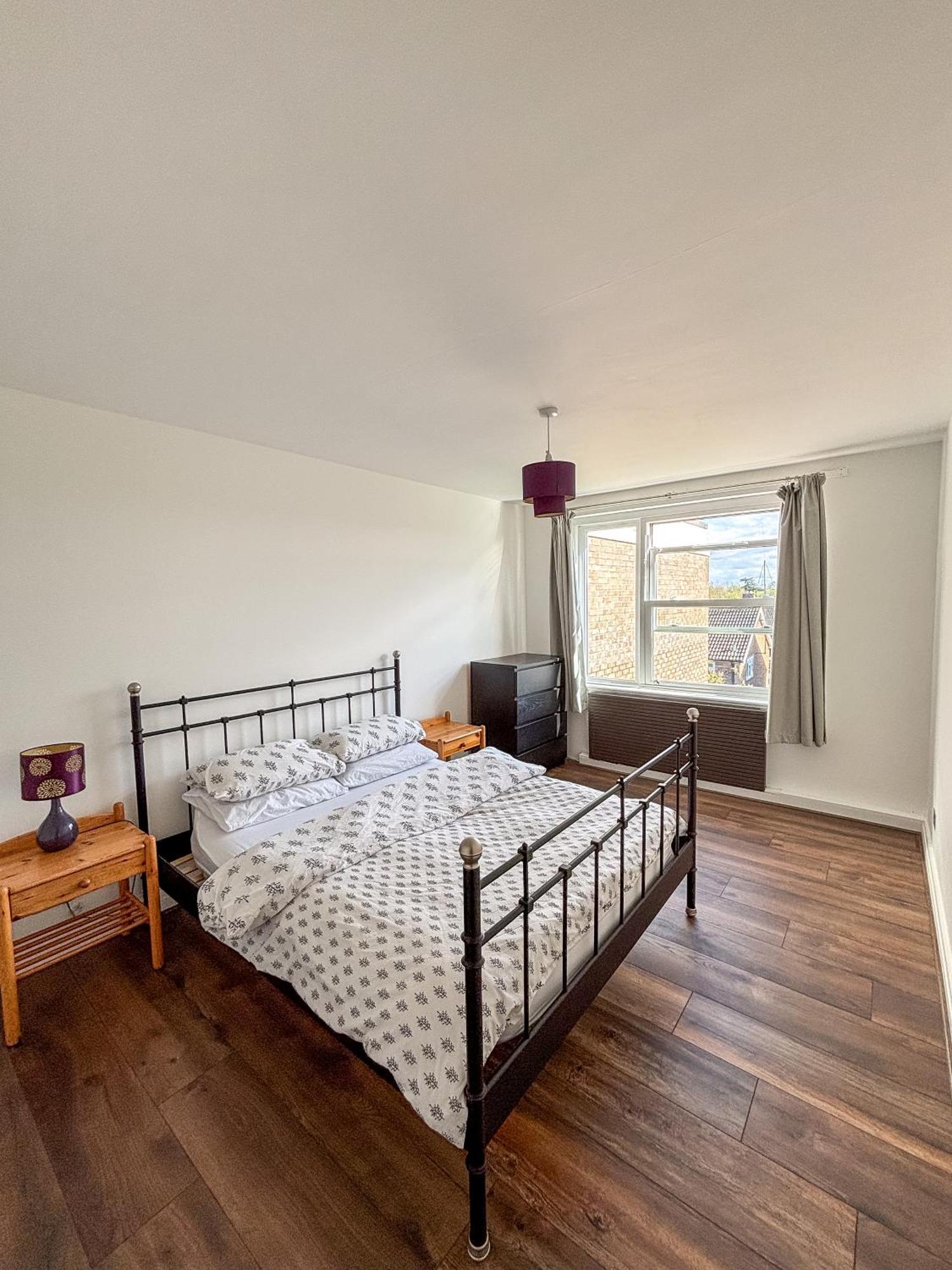 Apartment Two Bedroom Flat, North *